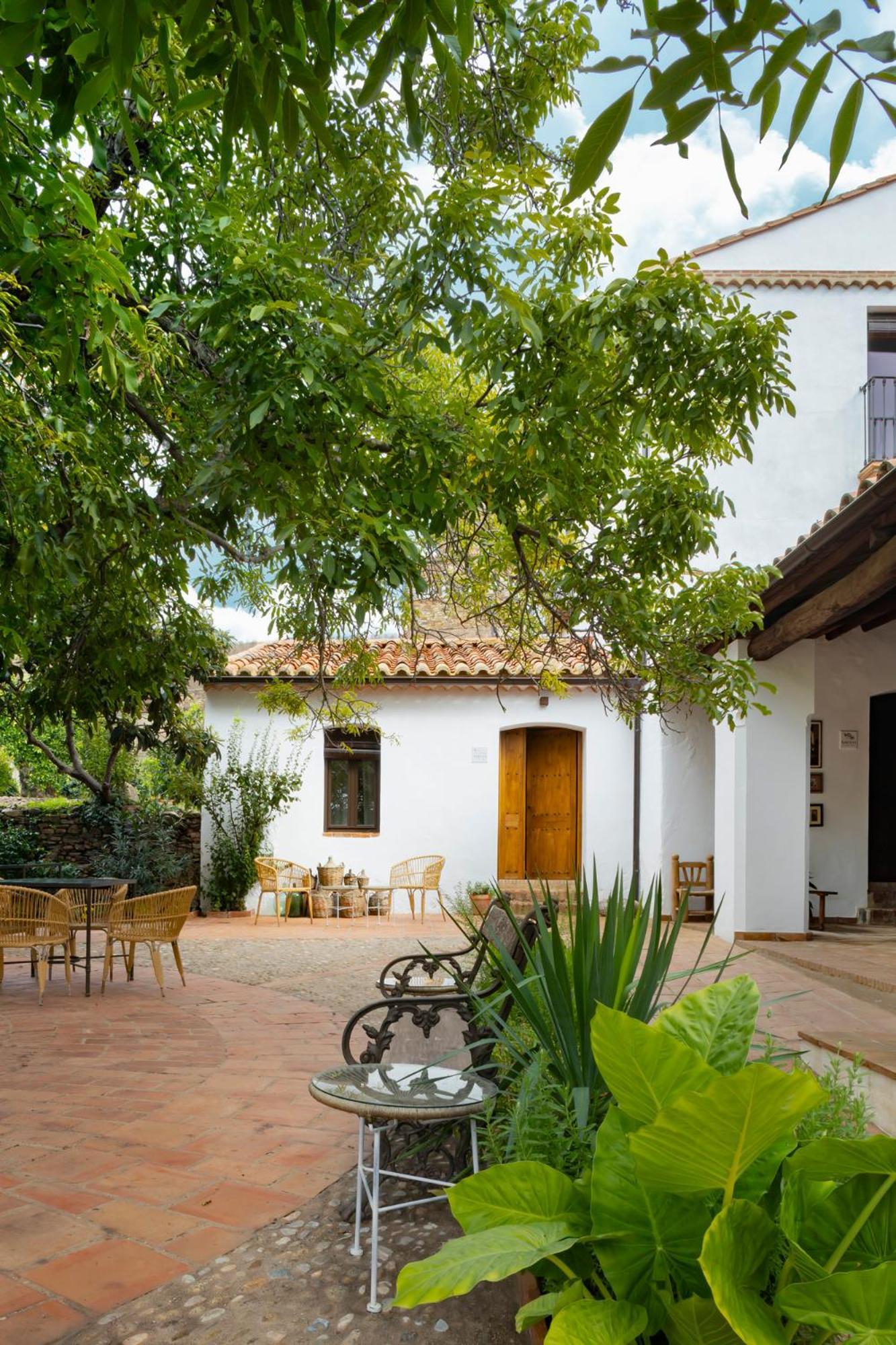 Apartamentos Turisticos El Patio Del Nogal グアダルペ エクステリア 写真
