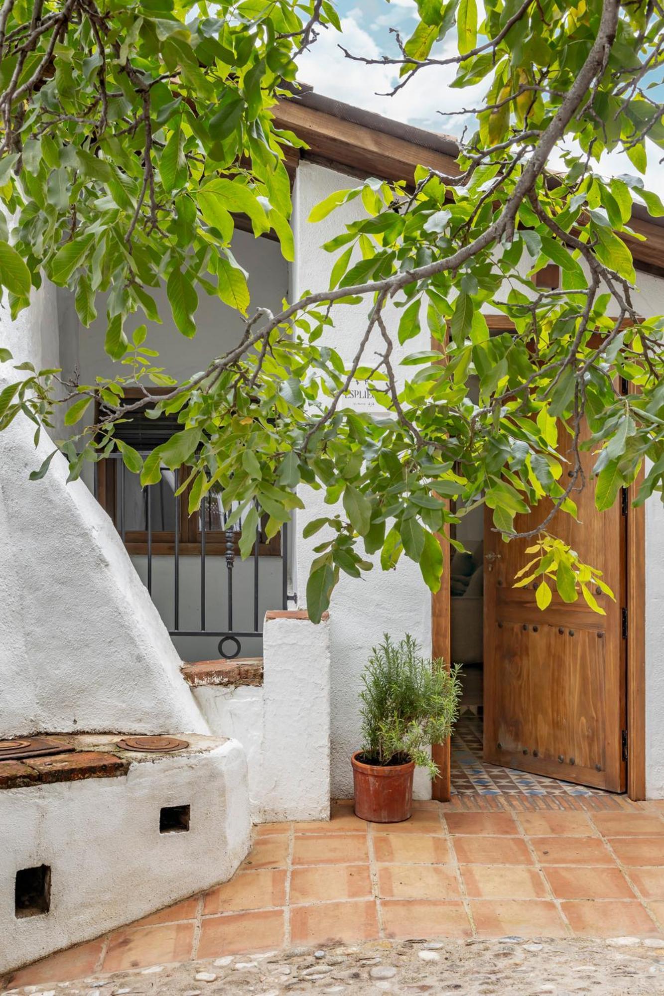 Apartamentos Turisticos El Patio Del Nogal グアダルペ エクステリア 写真