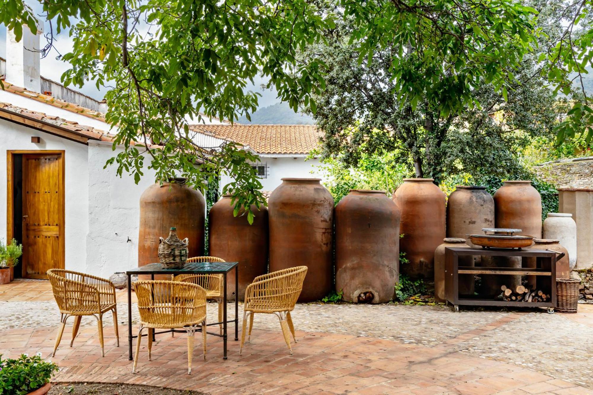 Apartamentos Turisticos El Patio Del Nogal グアダルペ エクステリア 写真