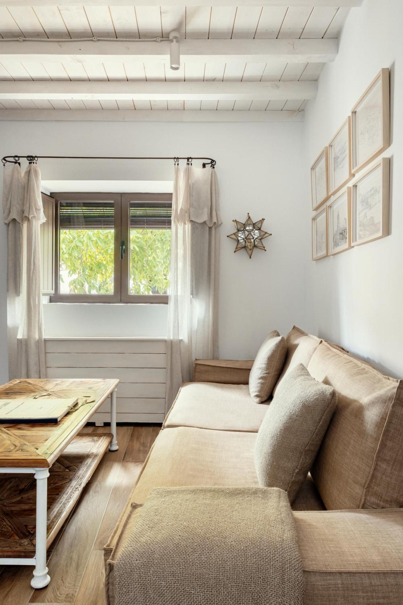 Apartamentos Turisticos El Patio Del Nogal グアダルペ エクステリア 写真