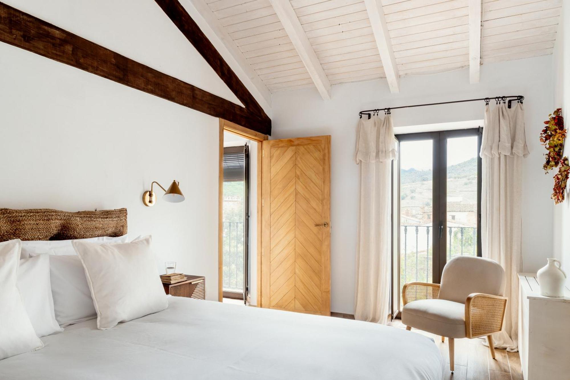 Apartamentos Turisticos El Patio Del Nogal グアダルペ エクステリア 写真